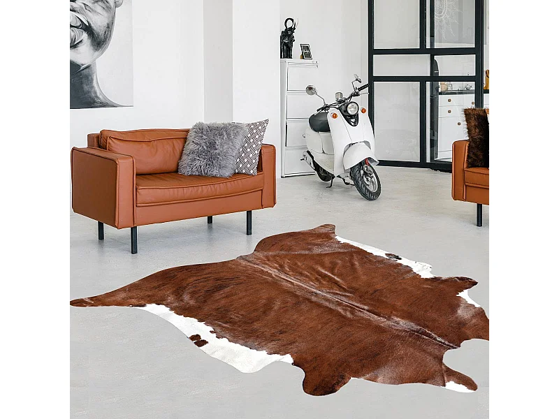 Tapis peau de vache 160x180 kilm fait à la main marron et beige