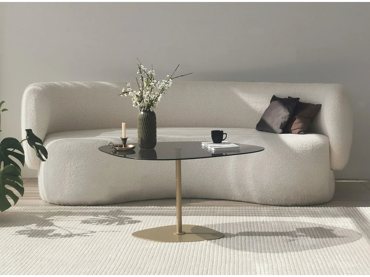 Dova design salontafel 90 cm-Kleur Grijs en goud