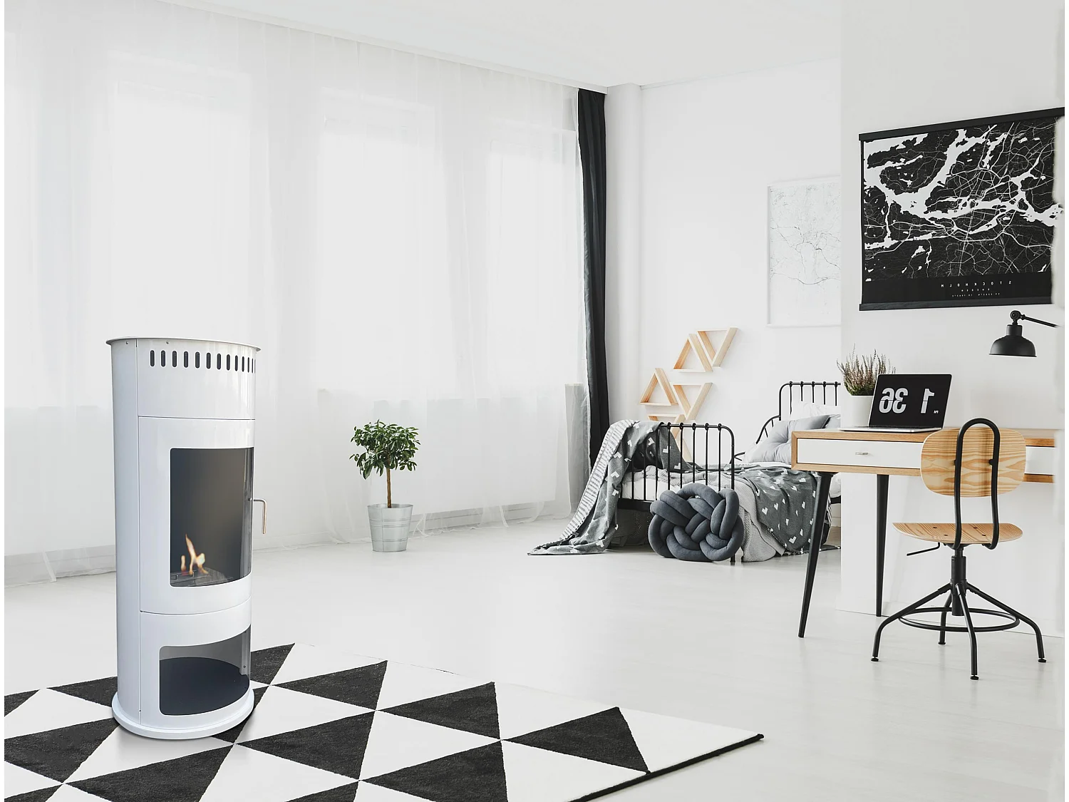 Poêle à éthanol 3kW en acier avec façade en verre trempé