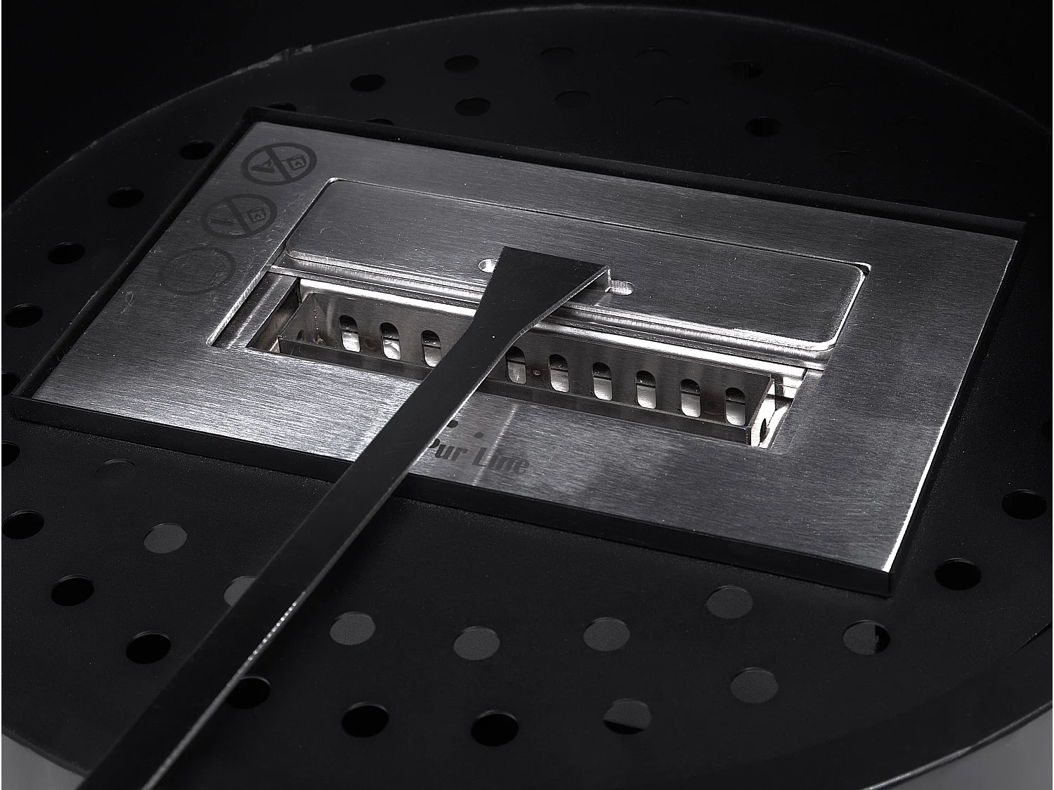 Poêle à éthanol 3kW en acier avec façade en verre trempé