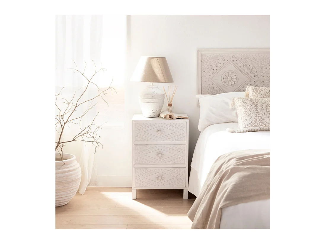 Table de chevet 3 tiroirs en bois blanc décapé 45x66 cm-Sinta