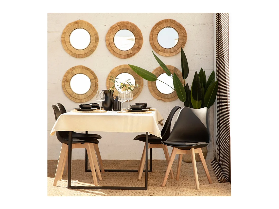 Silla de comedor de Plástico Negro 82 x 48- Kler