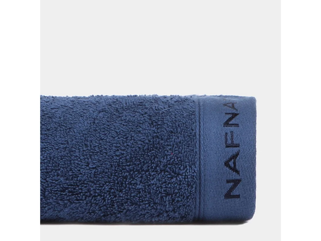 Naf Naf Casual marineblauwe badhanddoek 100x150 cm