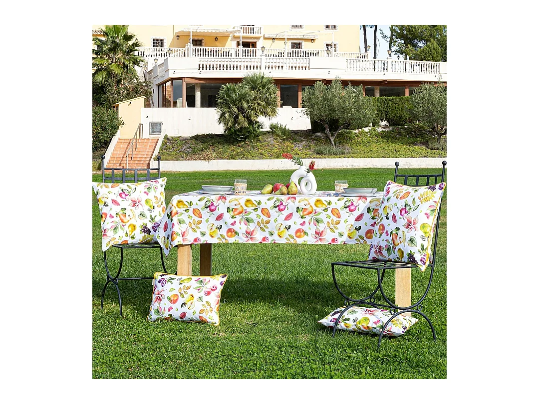 Naf Naf SELLA nappe en résine multicolore 140x140 cm