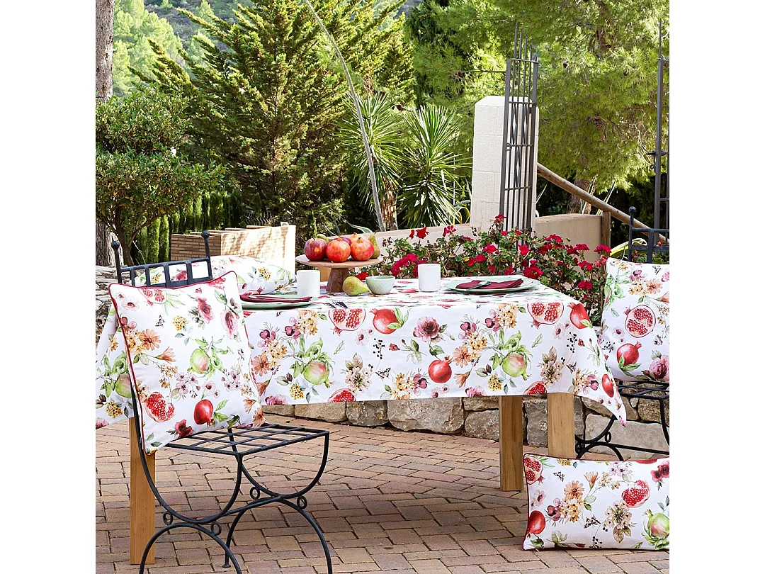 Nappe résinée Naf Naf MINGRANA rouge 140x140 cm