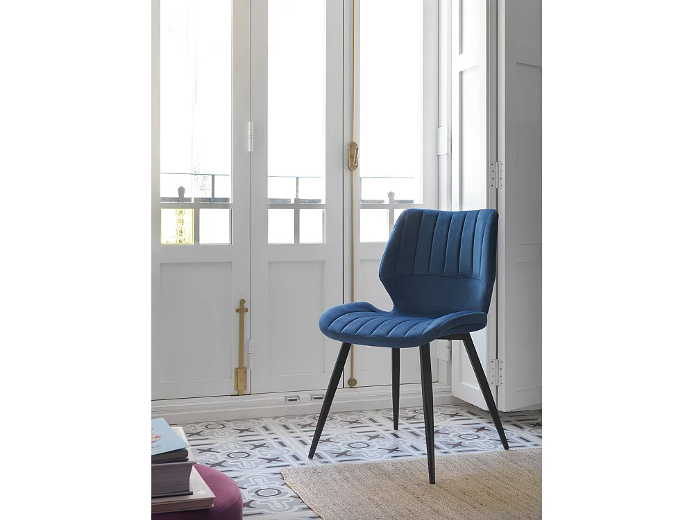 Lot de 2 chaises rembourrées  bleues avec pieds métalliques noirs