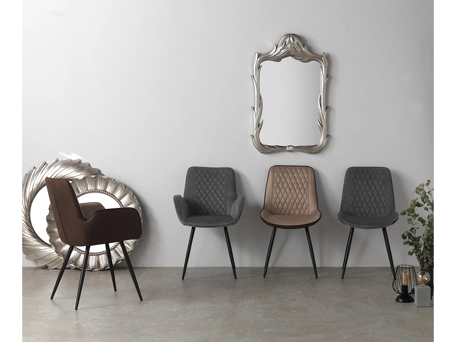 Lot de 2 fauteuils rembourrés bicolores avec pieds métalliques noirs