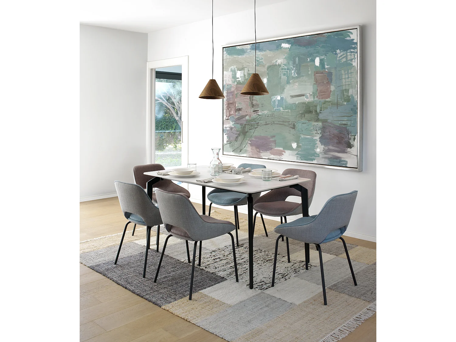 Lot de 4 chaises rembourrées bicolores marron/gris avec pieds en métal noir