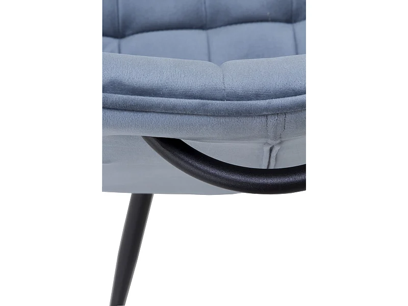 Pacote 2 cadeiras estofadas azuis com pés metálicos pretos