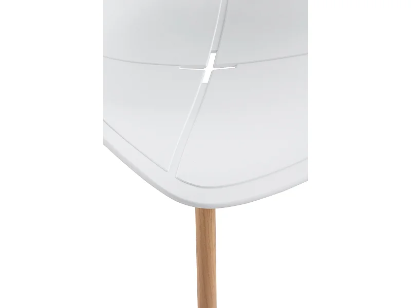 Pacote 4 cadeiras em polipropileno branco com pés metálicos