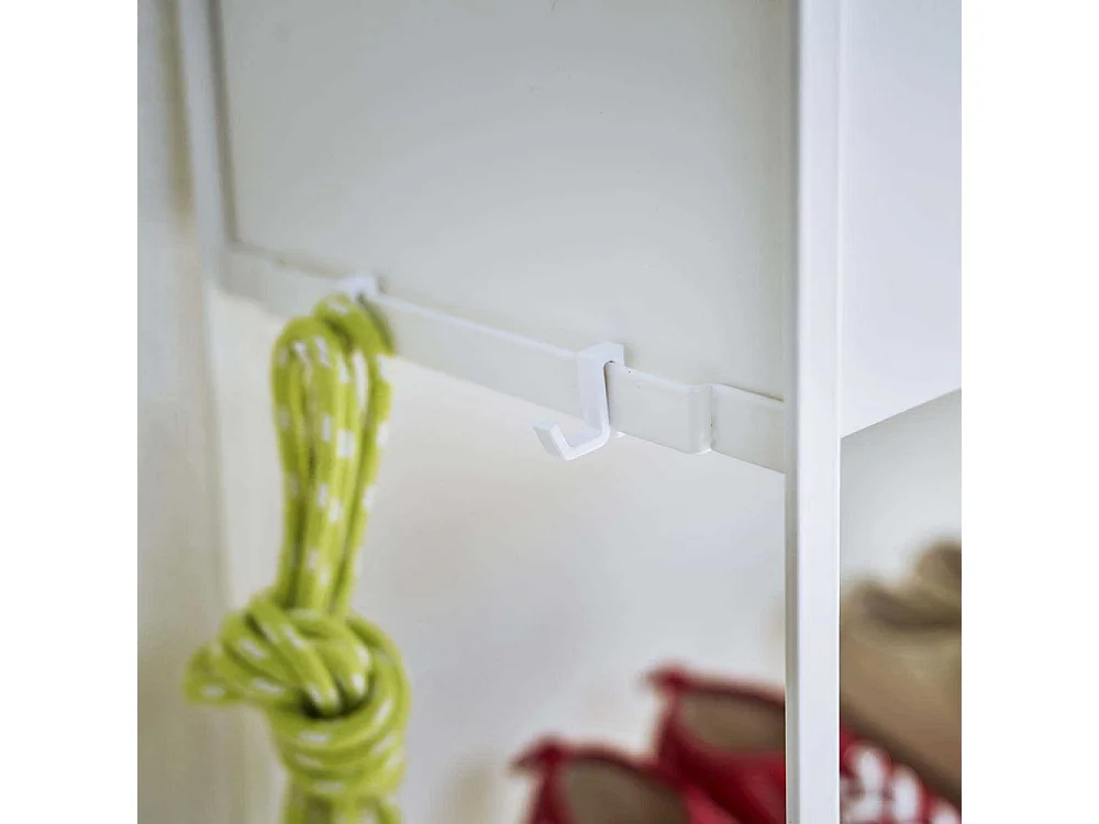 Etagère à chaussures en métal avec roulettes Tower