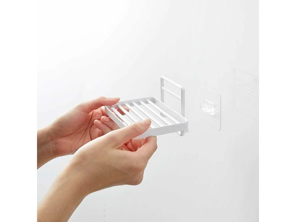 Porte savon mural en métal Tower