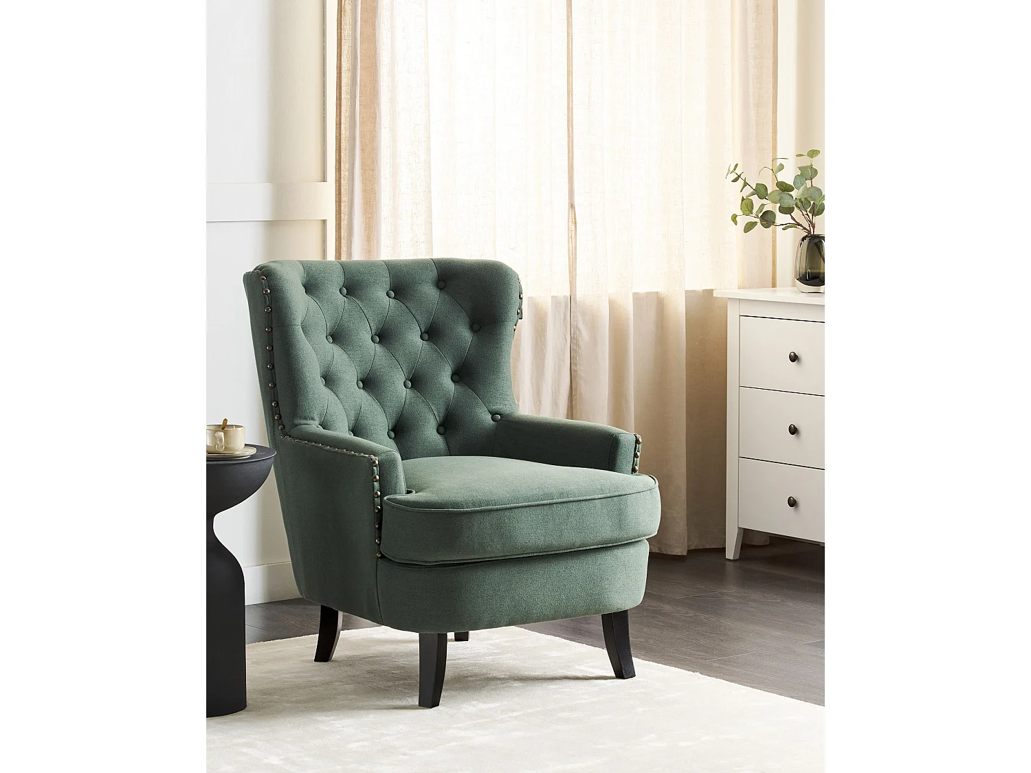 Retro Sessel Stoffbezug grün mit Nieten Knopfheftung Chesterfield-Stil Viborg II