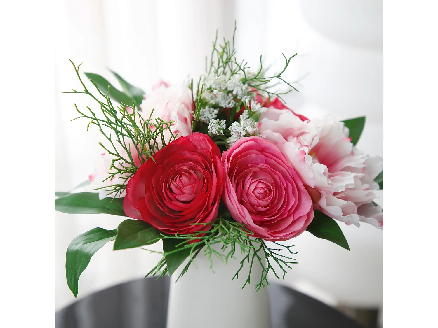 Bouquet de Pivoines, Renoncules et Rhipsalis - Fuchsia / 25 cm