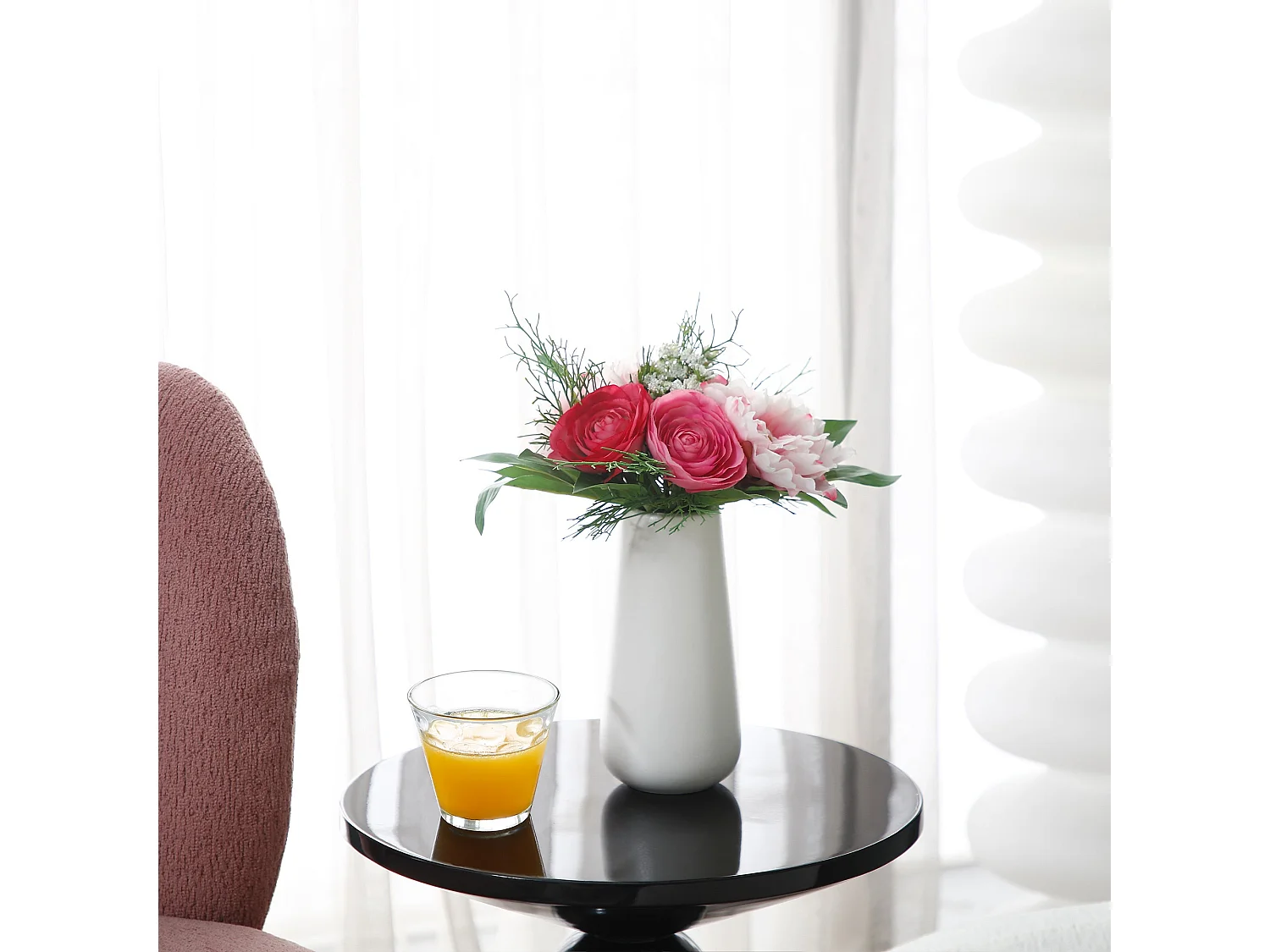 Bouquet de Pivoines, Renoncules et Rhipsalis - Fuchsia / 25 cm