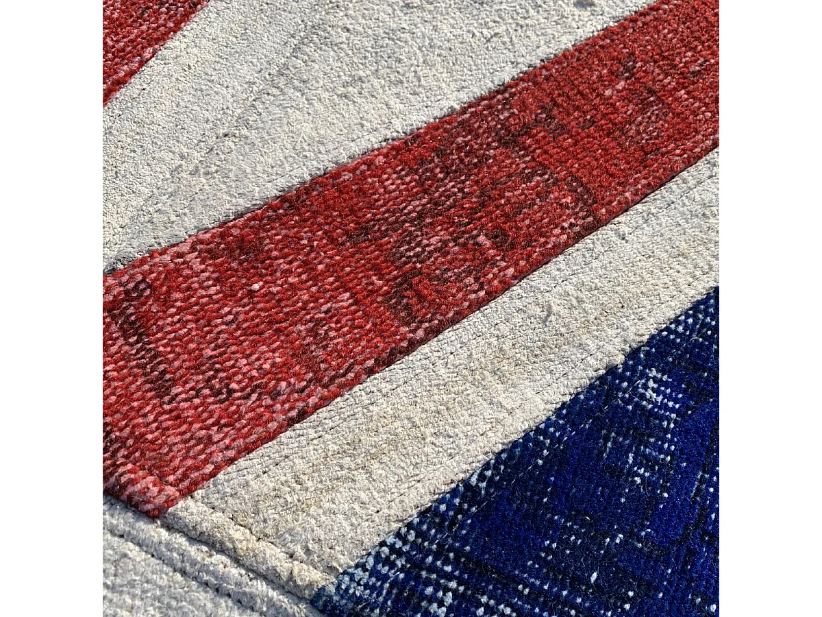 tapis salle à manger 200x300 fait à la main en laine rouge motif fresque