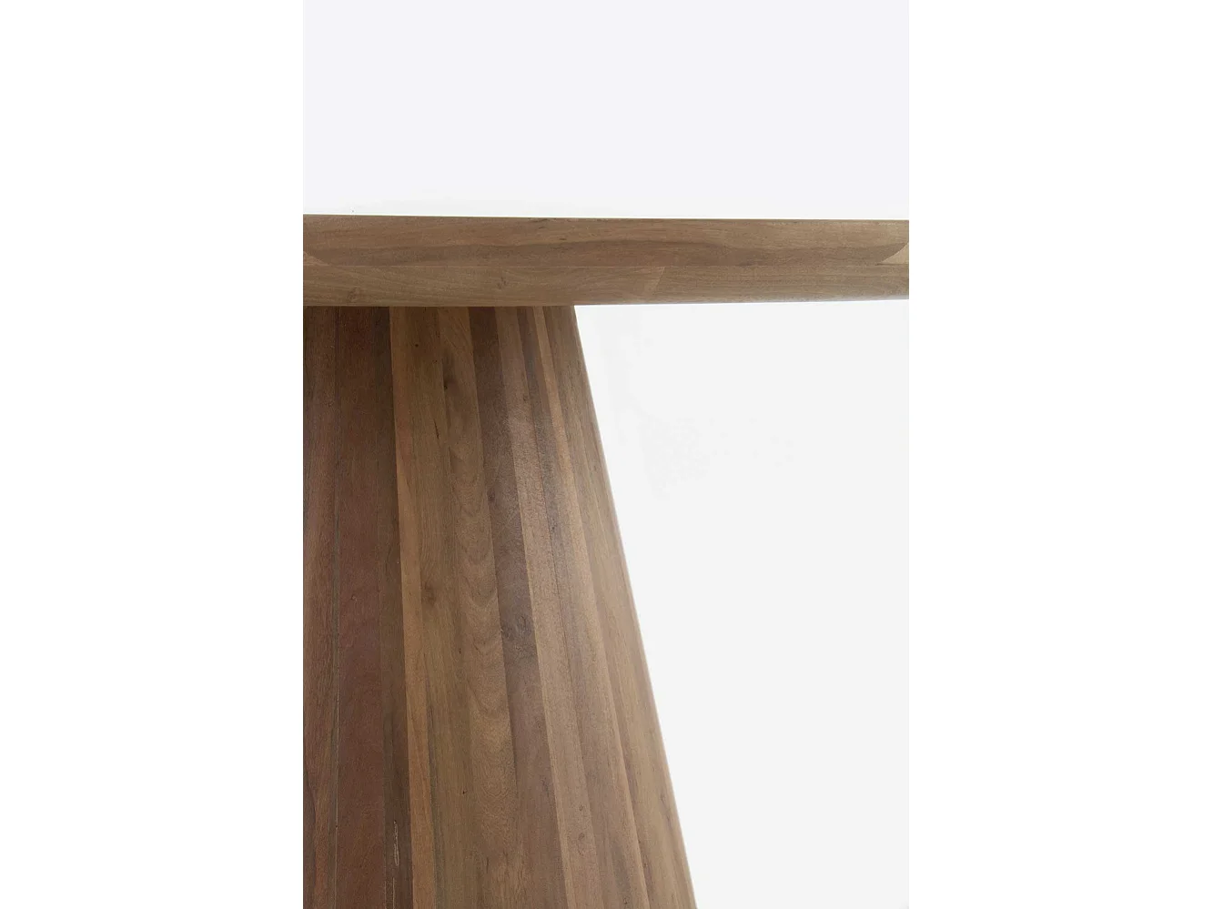 Table en bois massif jambul brun