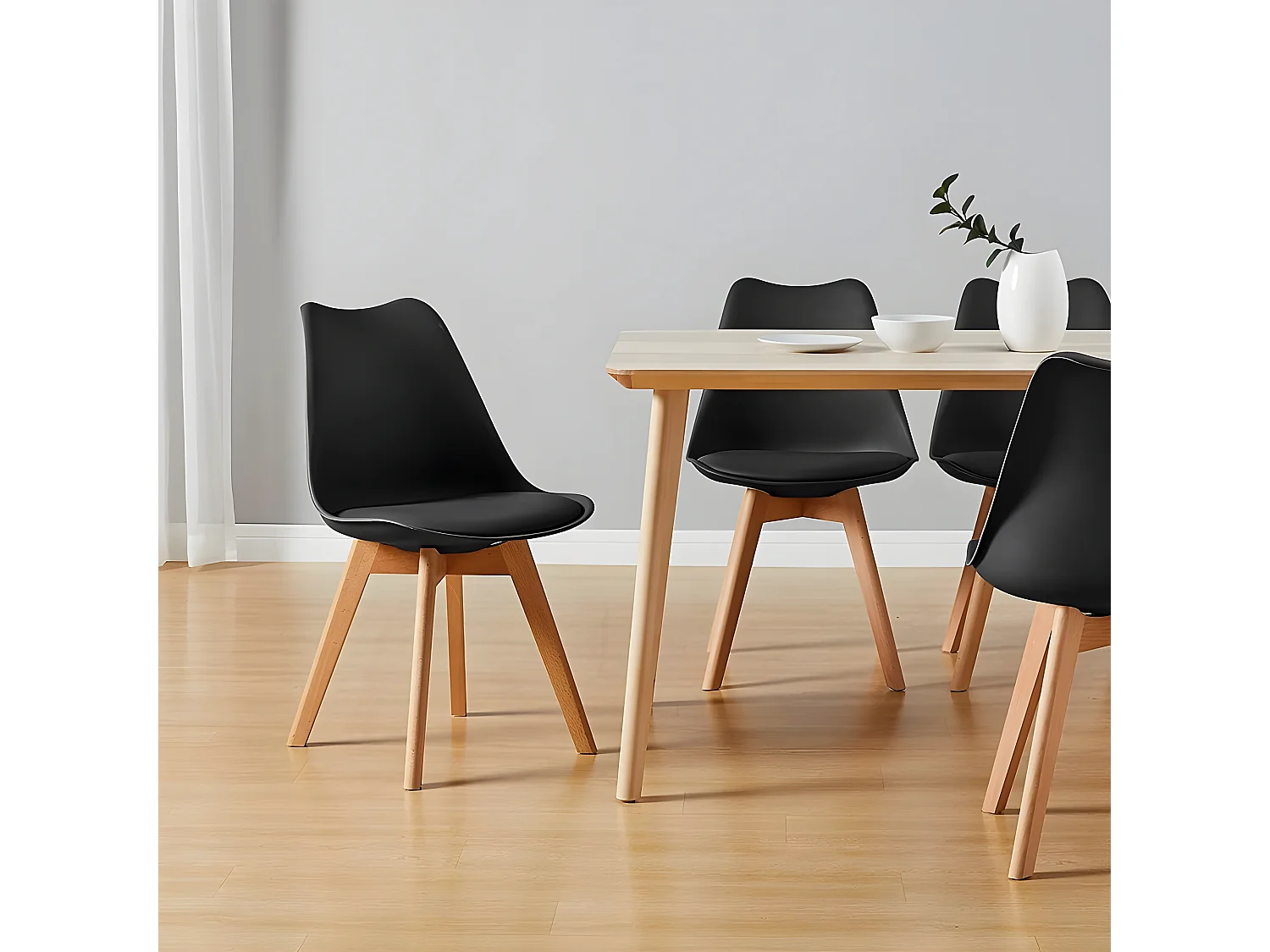 Lot de 6 chaises - Noir - Chaise Scandinave - Pieds en bois (6 chaises dans un colis)