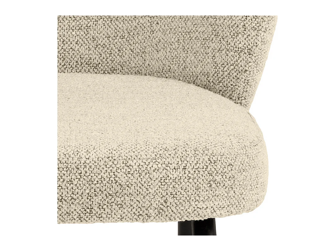 Patricia chaise de salle à manger beige.