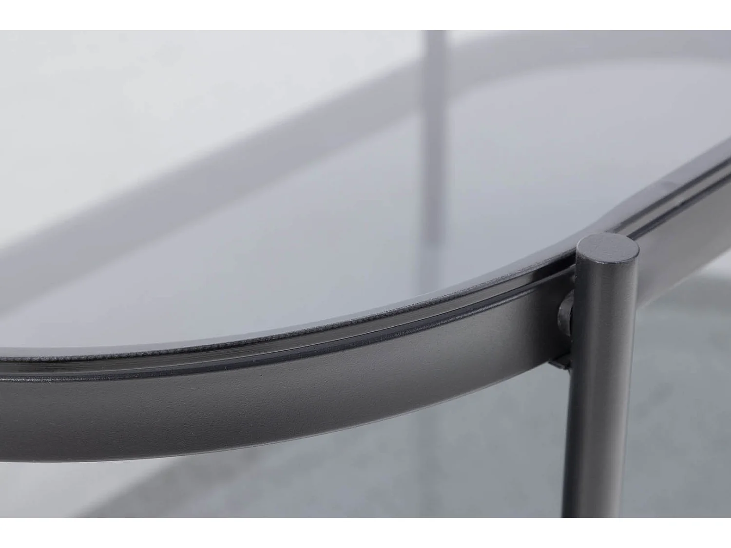 Bayonne Couchtisch 1 Ablage, Glas rauchfarbenen.