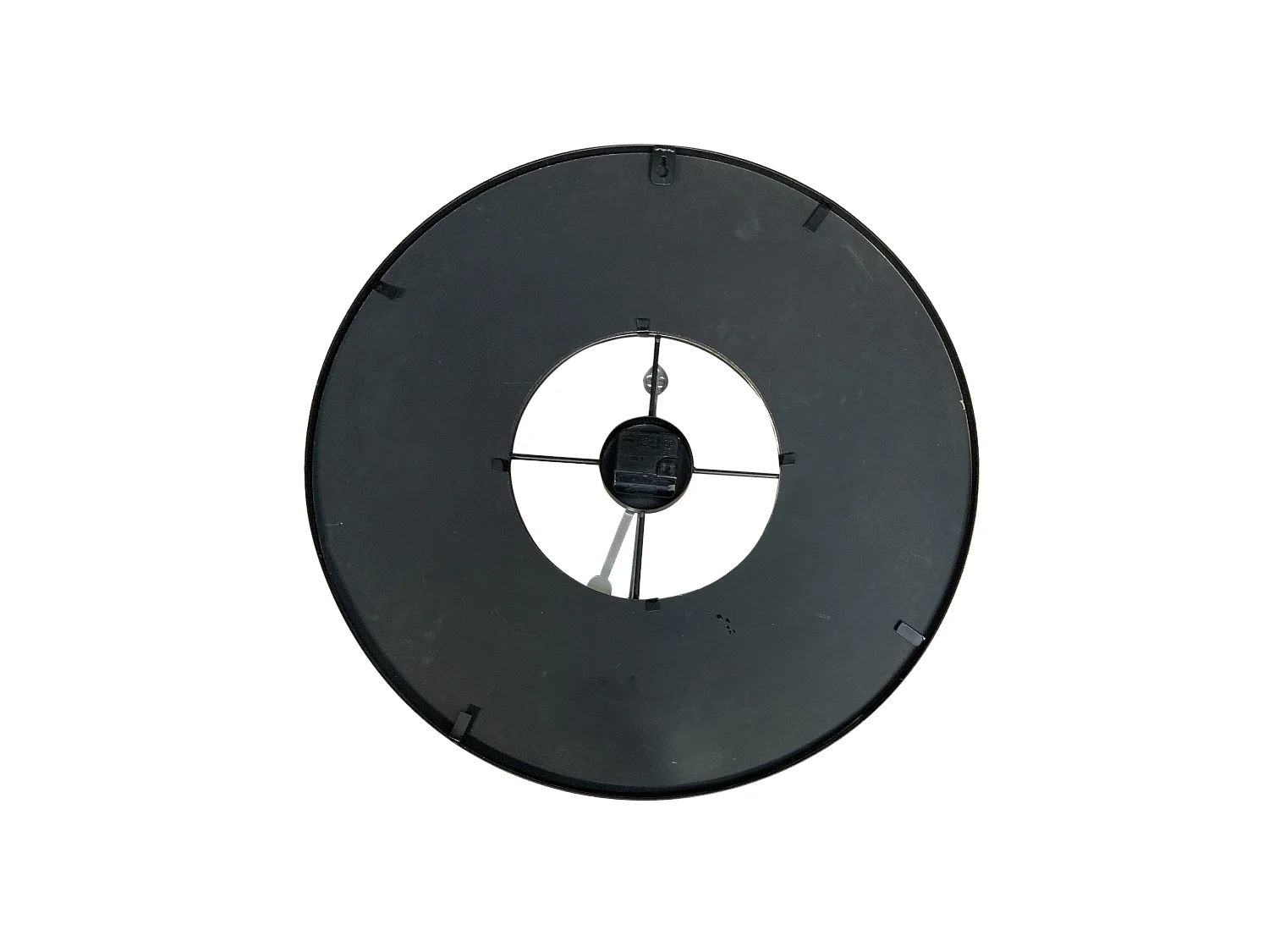 Horloge ronde ajourée en métal 58cm