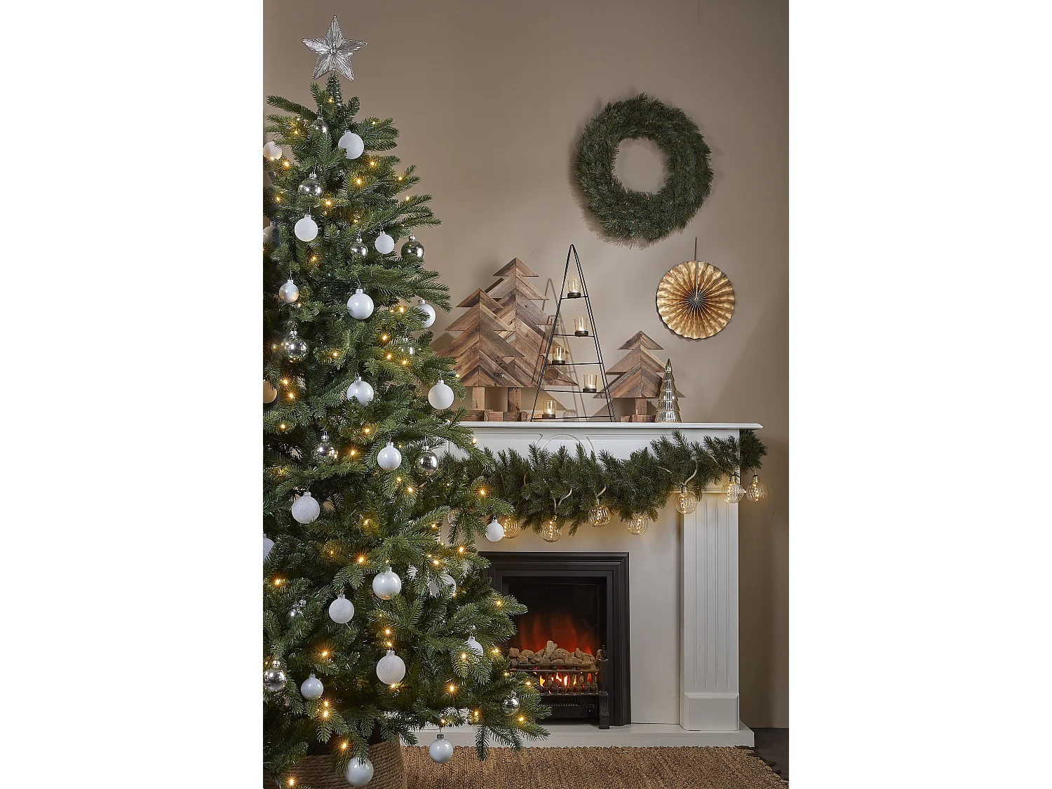 Lichterkette aus Plastik - Ø8 x 815 - Hellbraun -