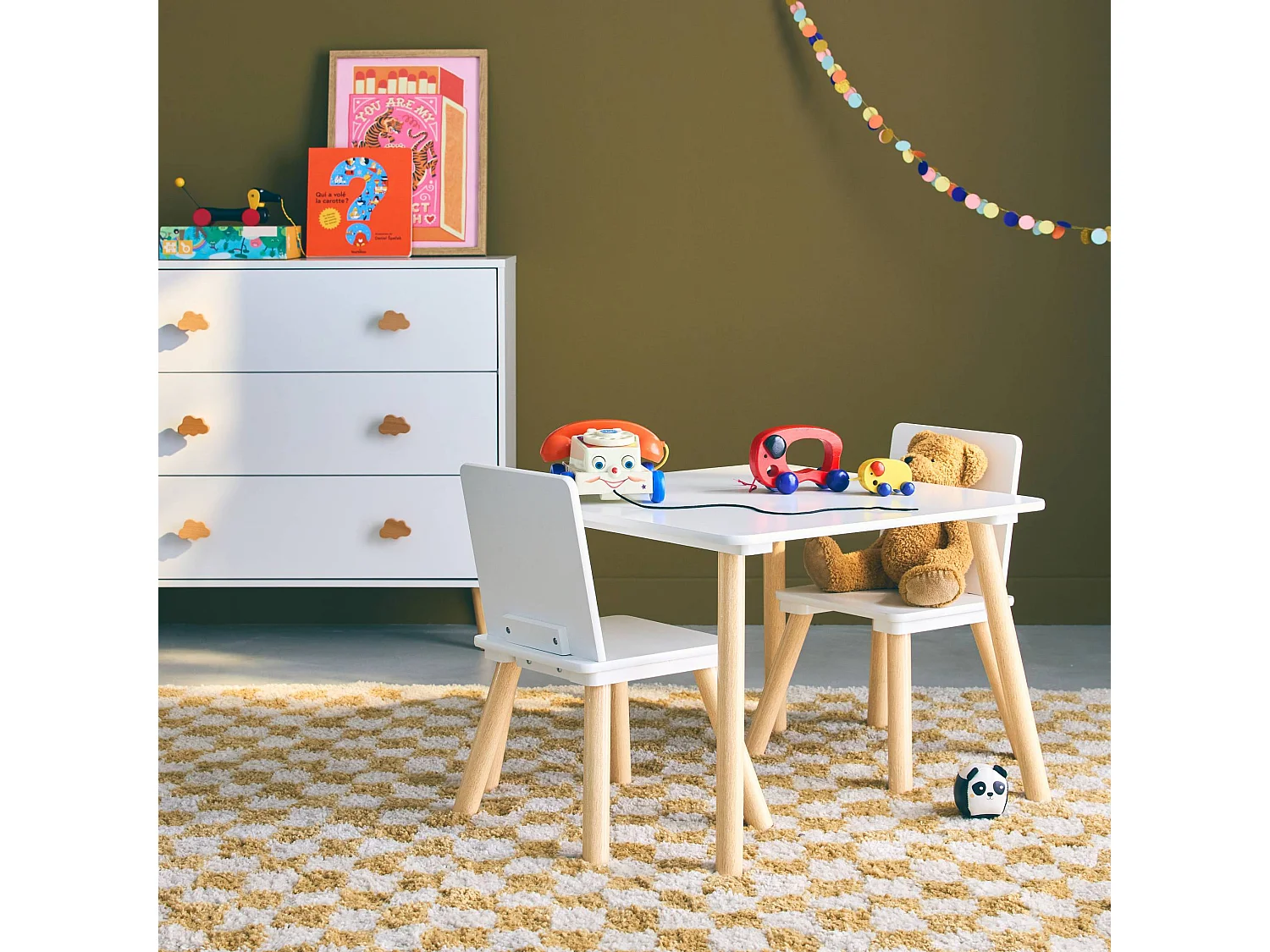 Tavolo quadrato per bambini con 2 sedie bianco