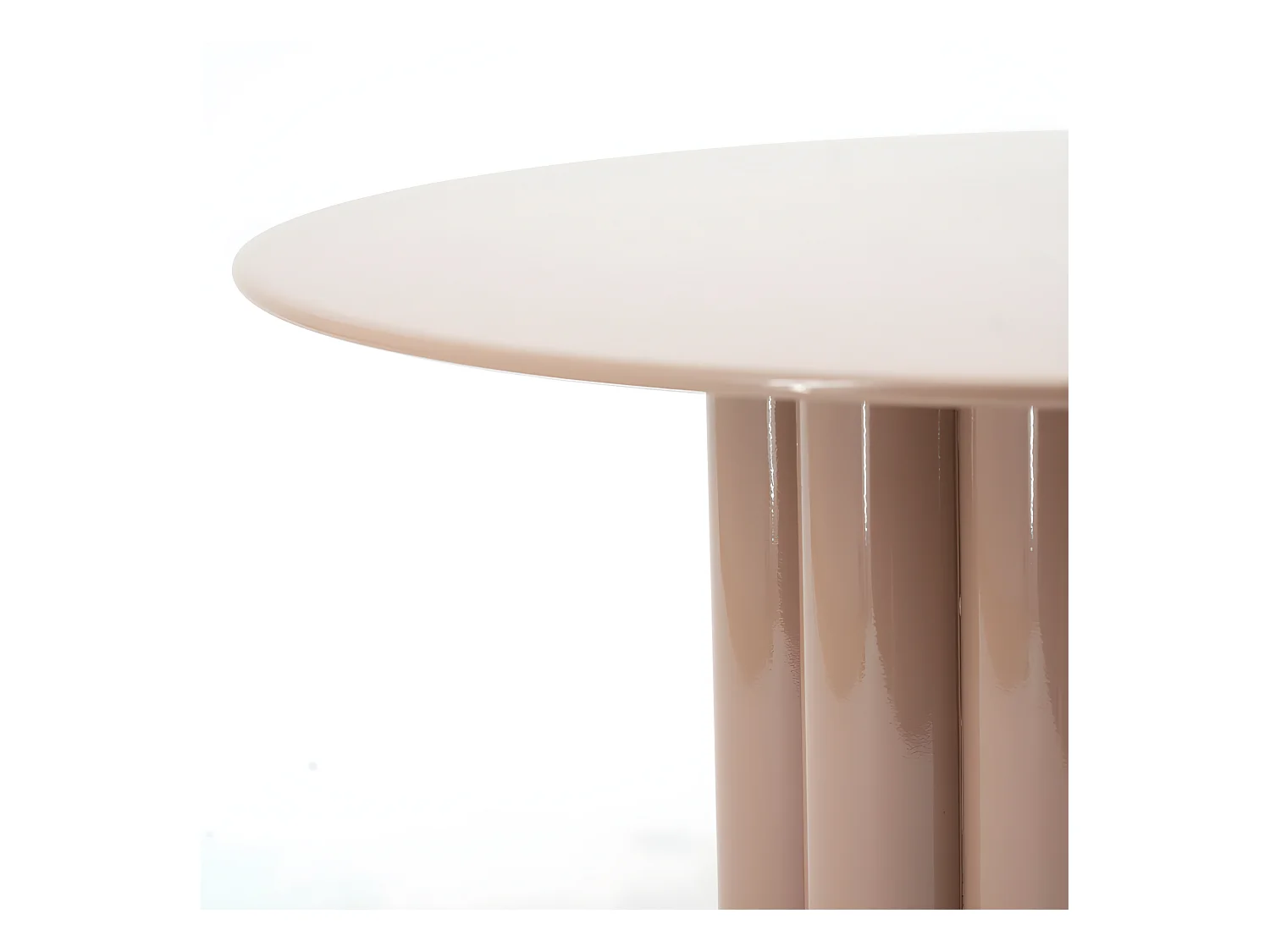 Olympa - Table basse ronde en métal ø63cm - Rose