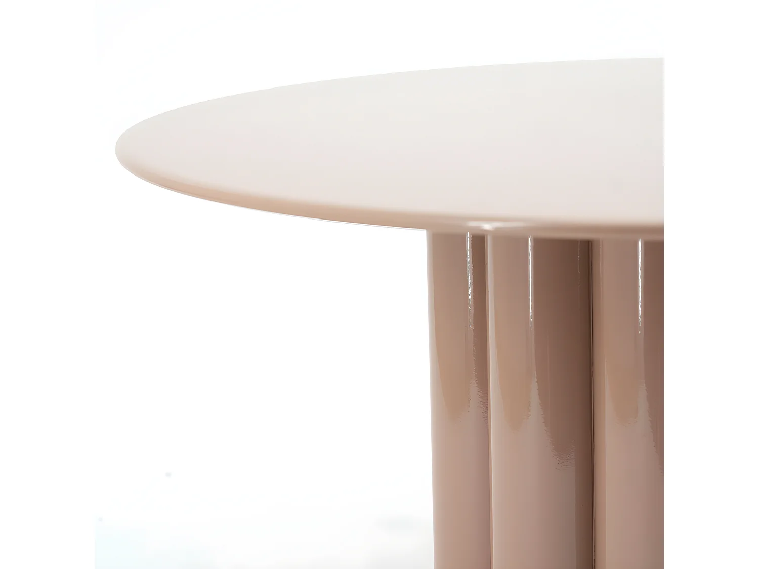 Olympa - Table basse ronde en métal ø63cm - Rose