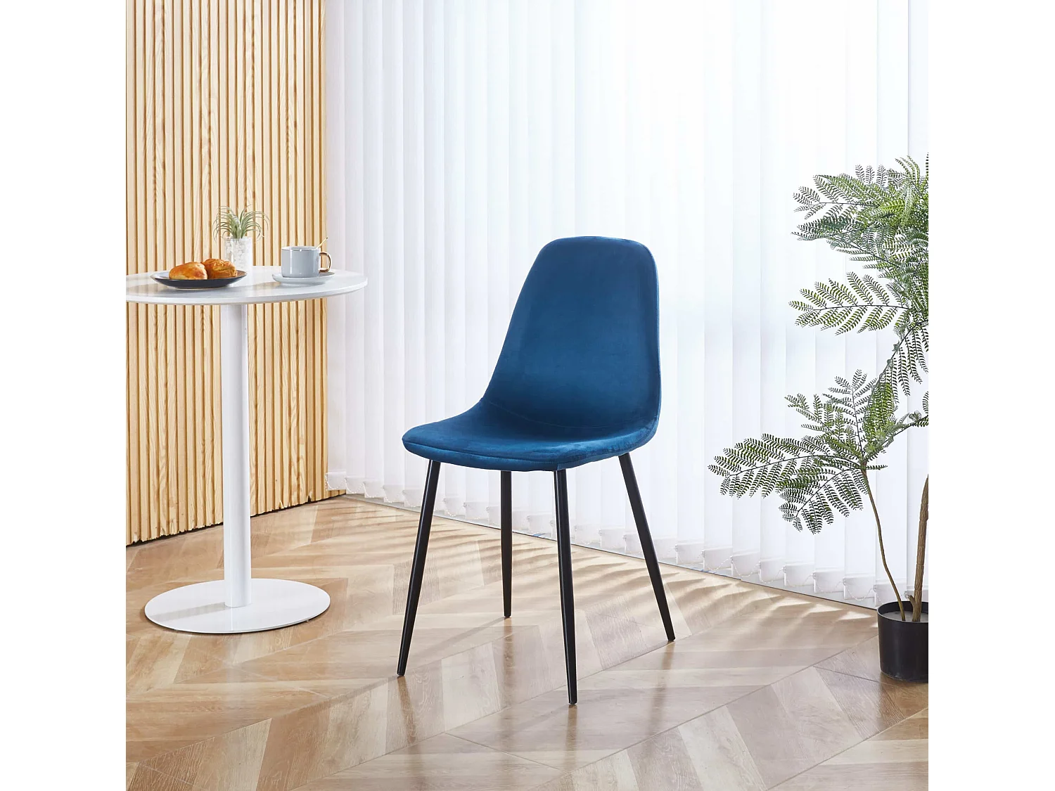 Lot de 4 chaises scandinaves confortables en velours et métal - Bleu