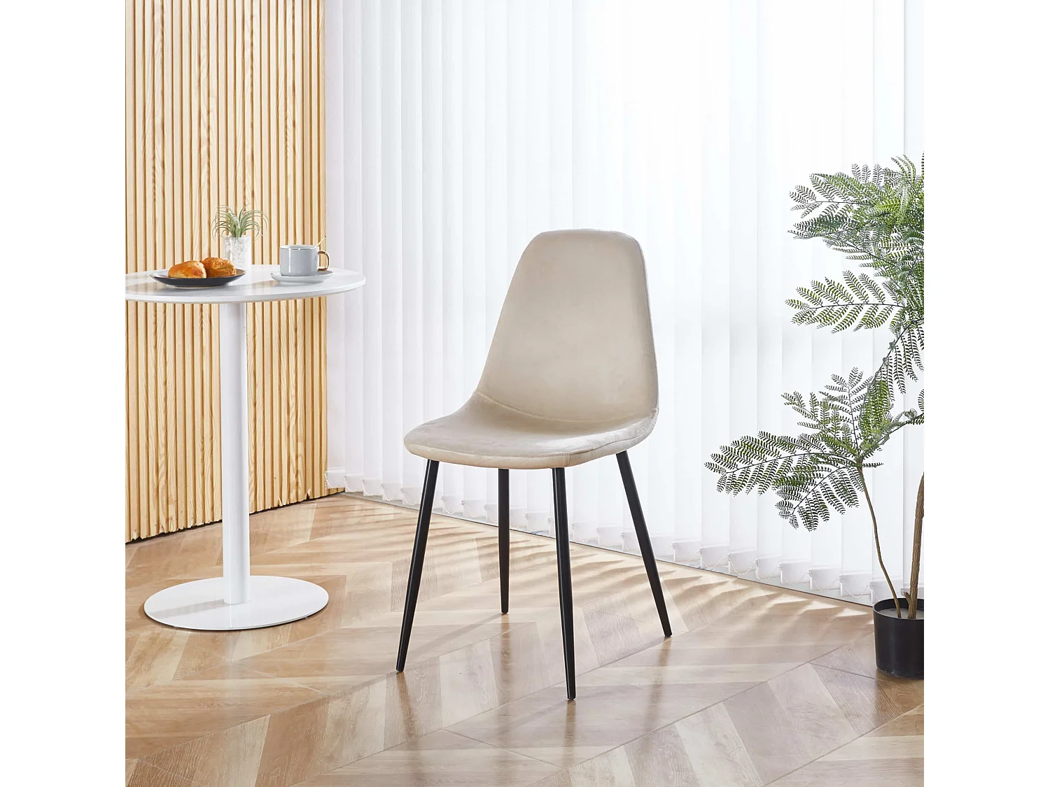 Lot de 4 chaises scandinaves confortables en velours et métal - Beige