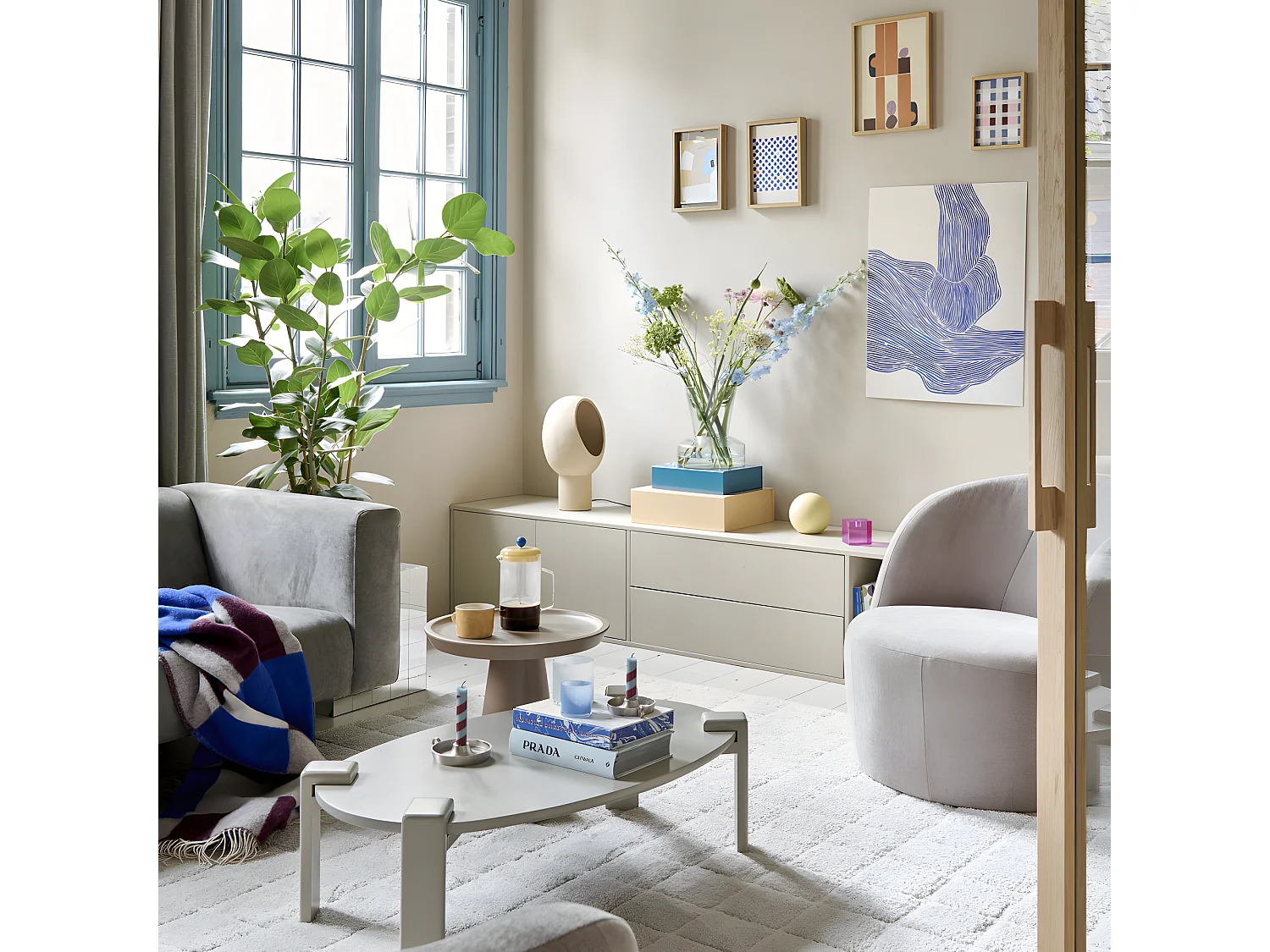 Settle down - Meuble TV 2 portes, 2 tiroirs en bois L200cm - Grège