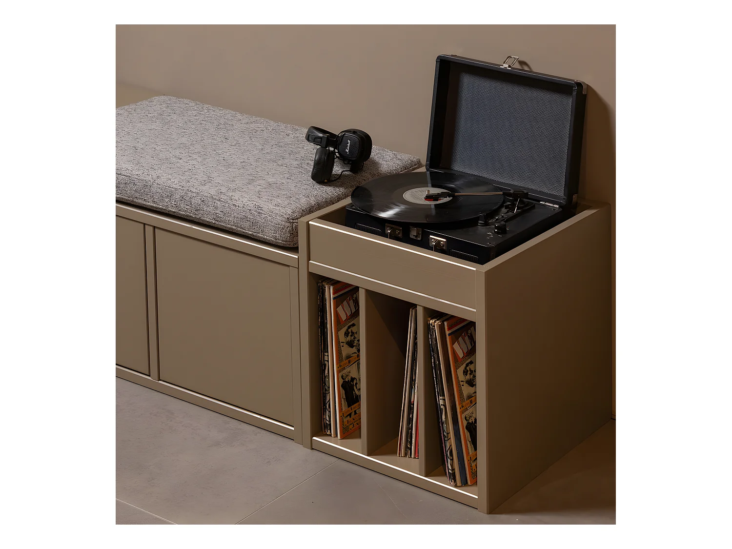 Turner - Banc d'entrée avec rangement chaussures en bois L80cm - Beige