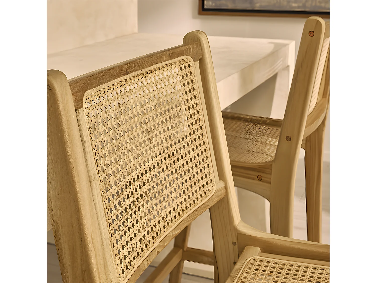 Basuki - Lot de 2 tabourets de bar en teck et cannage H65cm - Bois clair