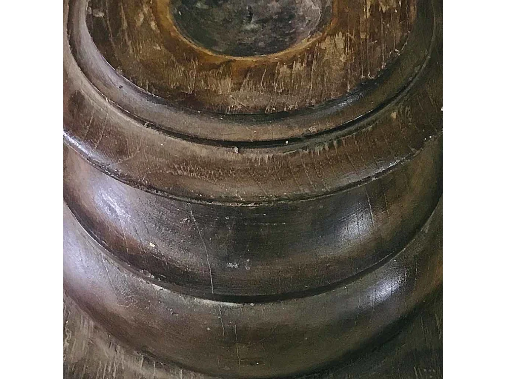 Castiçal de madeira 26x26x21