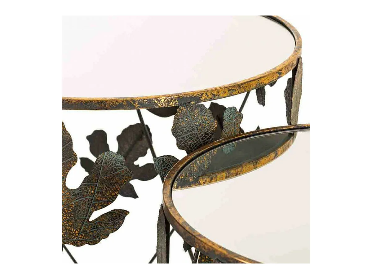 Set mit 2 goldenen Metalltischen