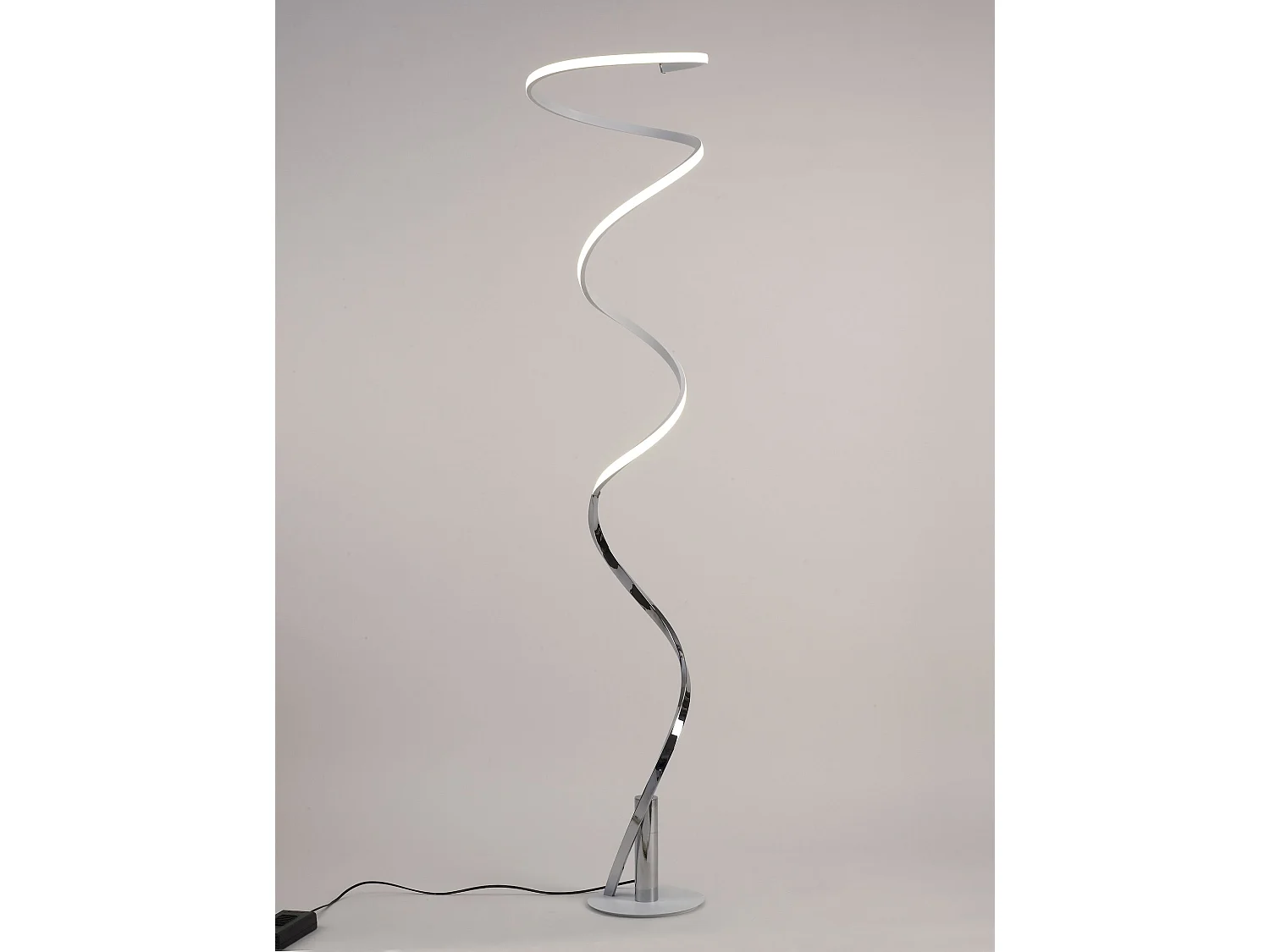 lampadaire Hélix dimmable