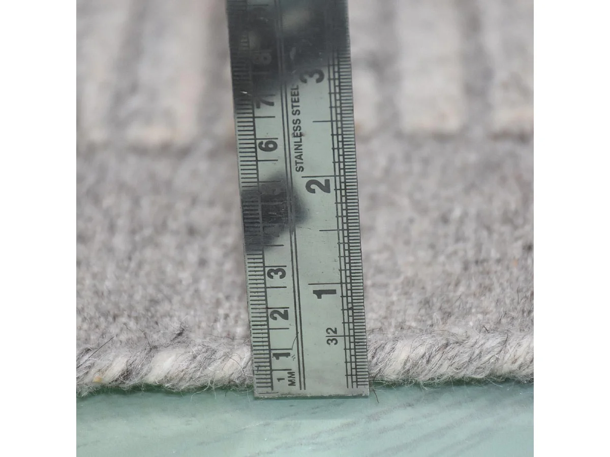 Authentique tapis berbère 200x290 fait à la main en laine gris et beige LOUNALI