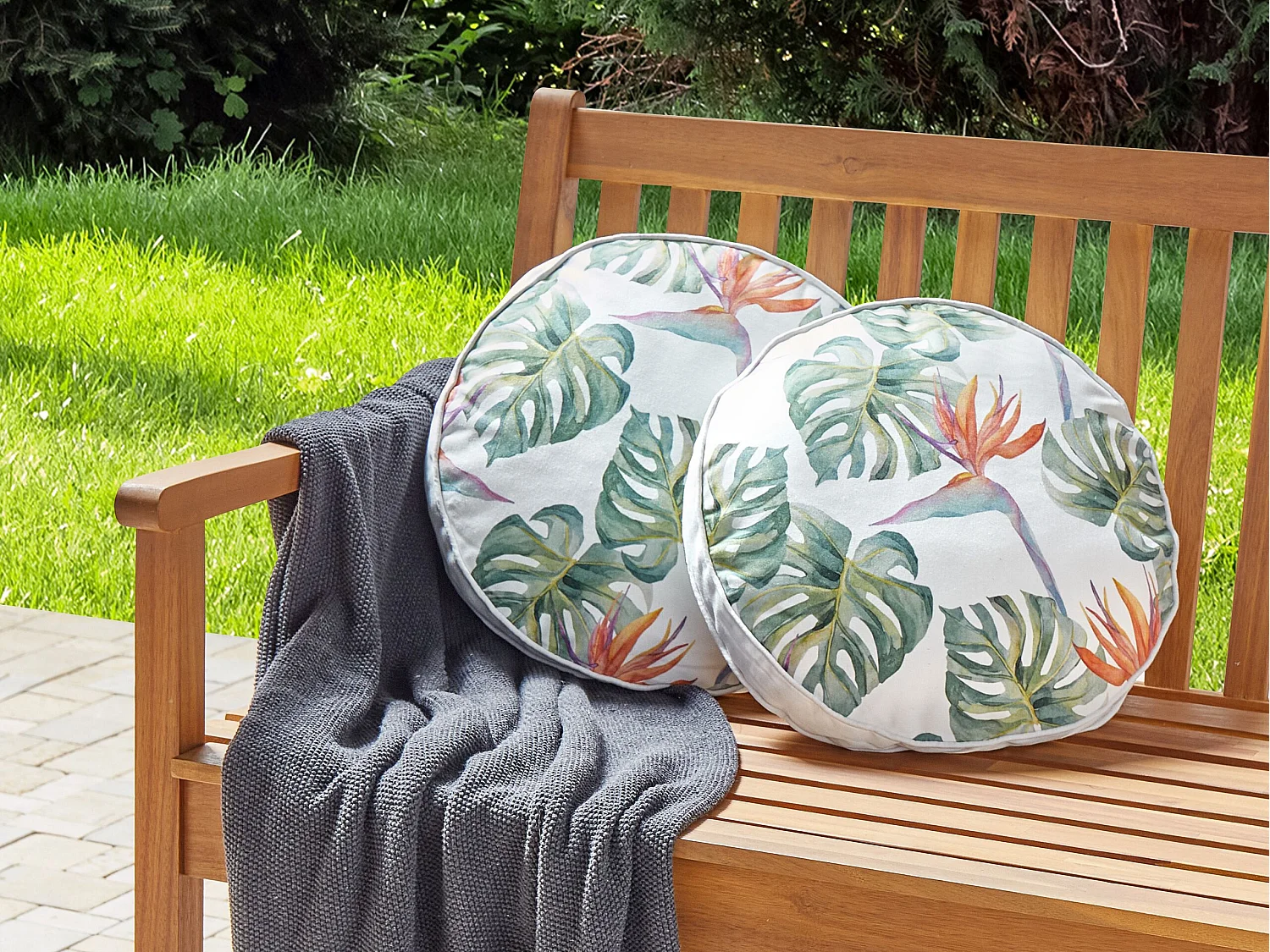 Gartenkissen 2er Set TORRAZZO 40 x 40 cm Weiss Pflanzenmuster