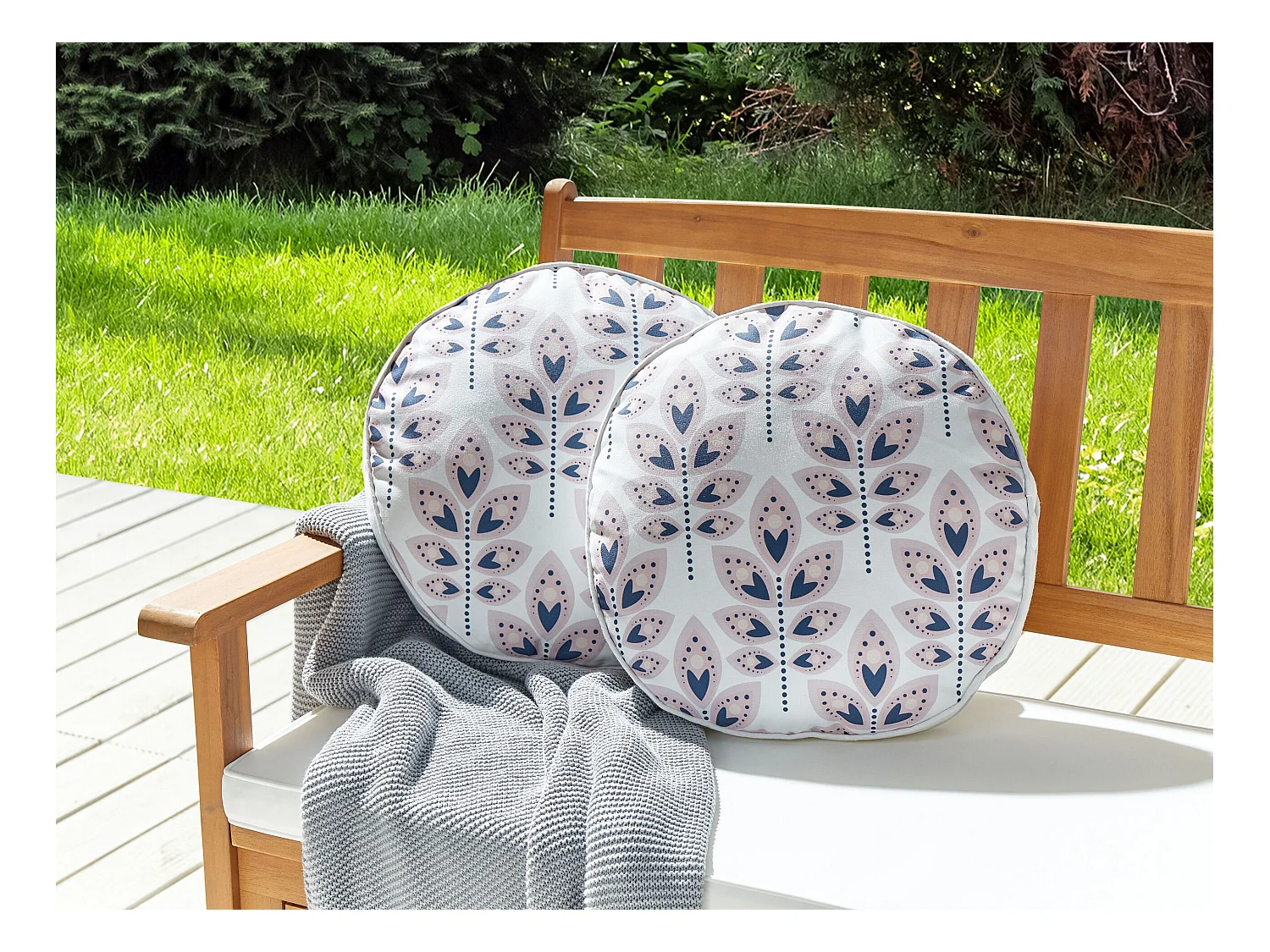 Lot de 2 coussins d'extérieur TORRETTA Motif de plante 40 x 40 cm Blanc cassé