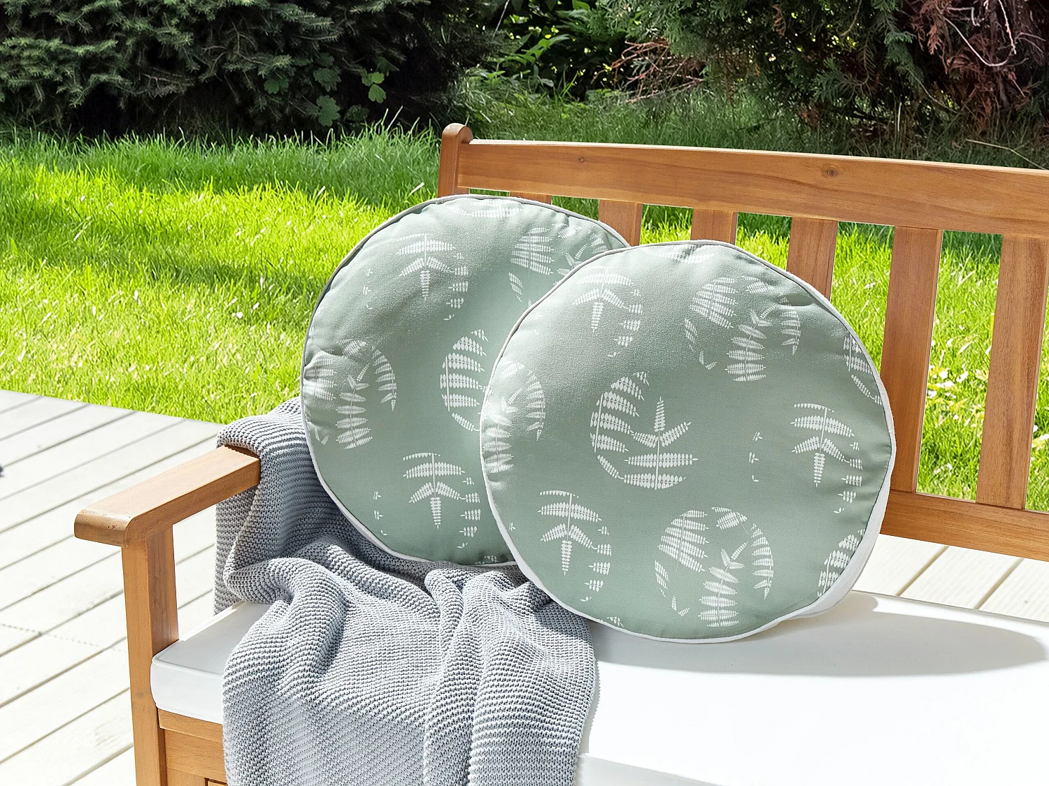 Gartenkissen 2er Set grün rund ⌀ 40 cm mit Blättermotiv Outdoor modern Alassio
