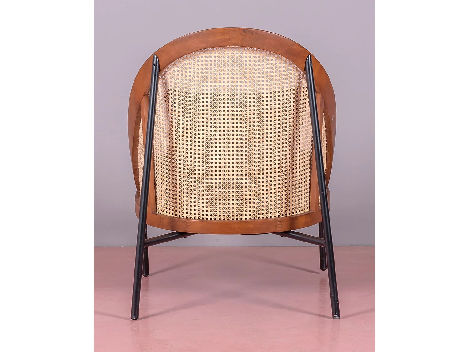 Vintage retro fauteuil van walnoothout en natuurlijk rotan - Robín - Okkernoot