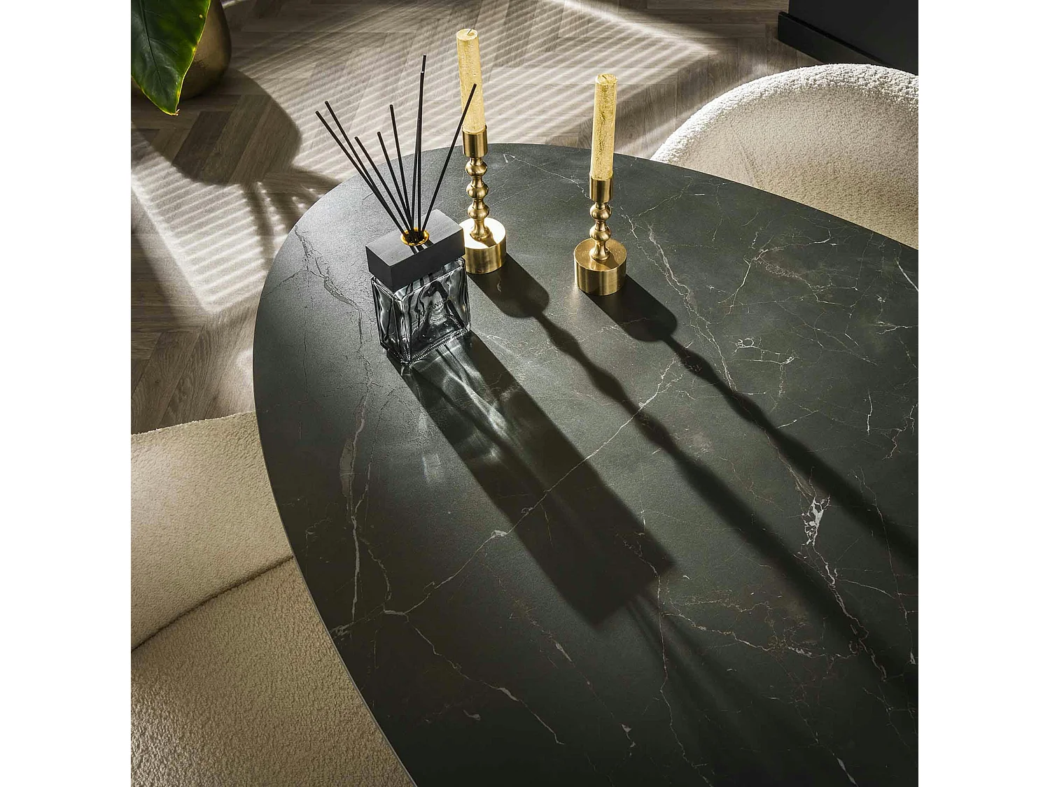 Table en céramique noire ovale 180 cm GALWAY