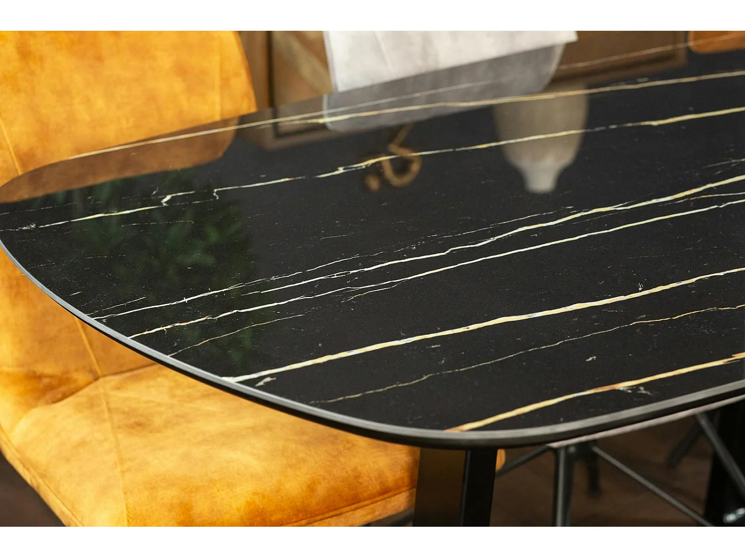 Table en céramique noire 240 cm FLORENCE