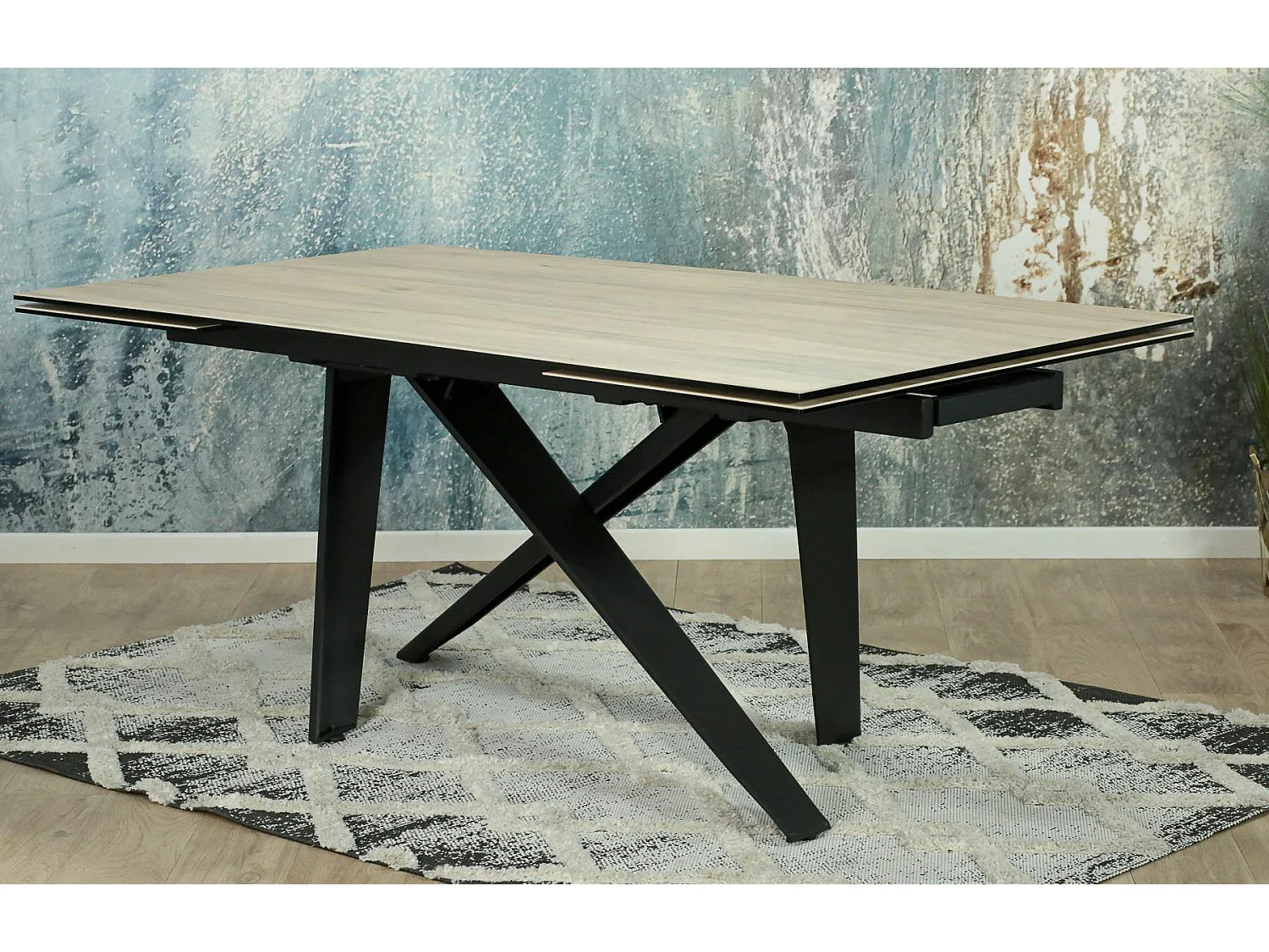 Table en céramique extensible aspect bois pied croisé 180-280 cm LOMBARDIE