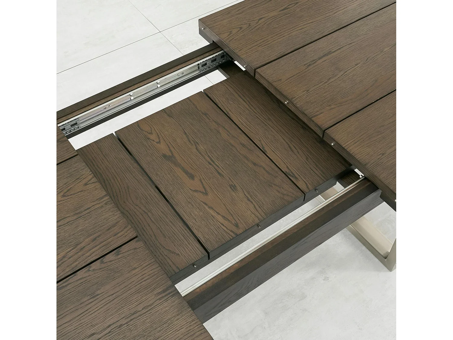 Table à manger extensible en chêne et métal brossé 190-240 RIMINI