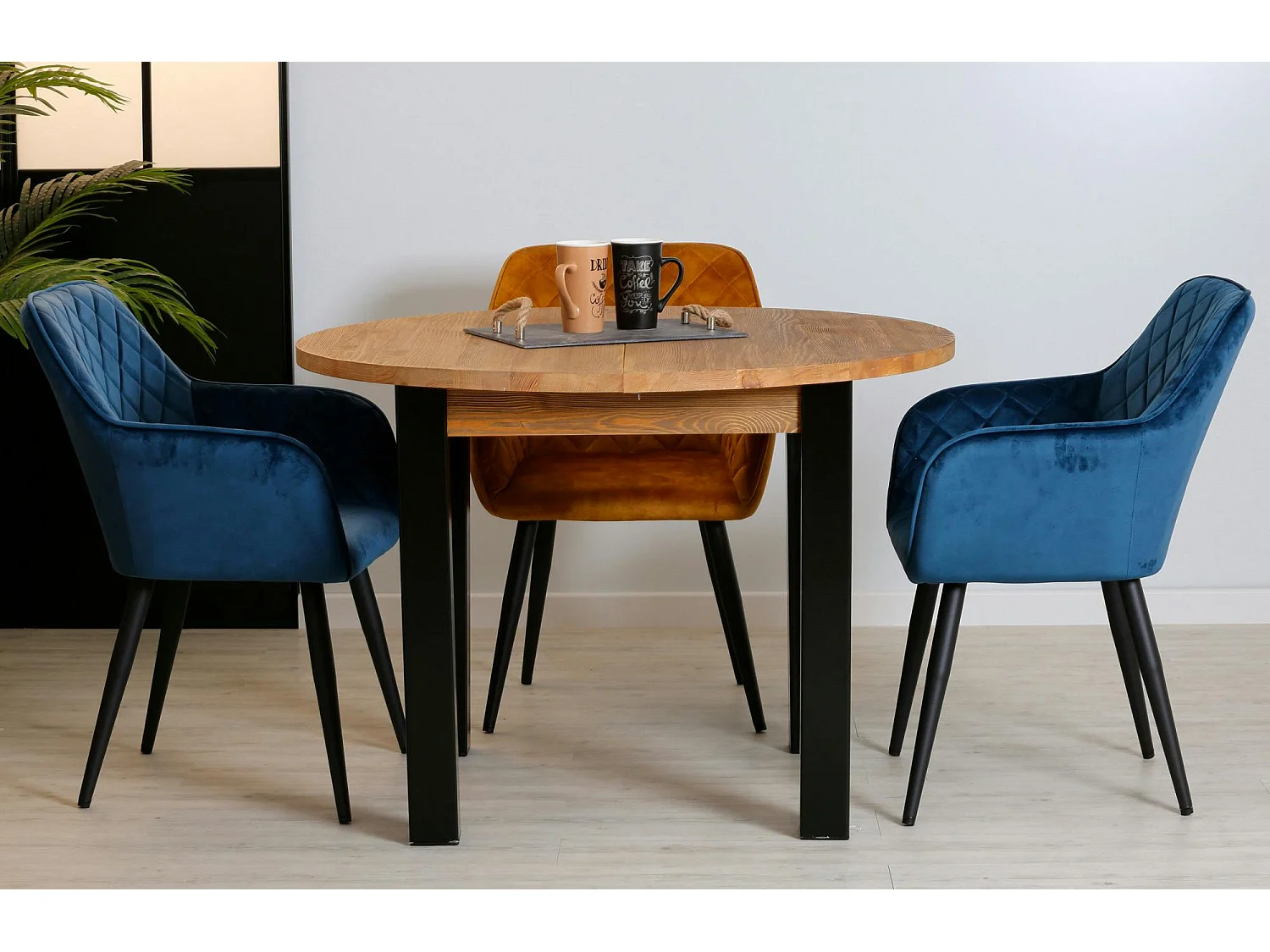 Table à manger ronde bois massif 110-150 LOUNDGE (avec 1 allonge)