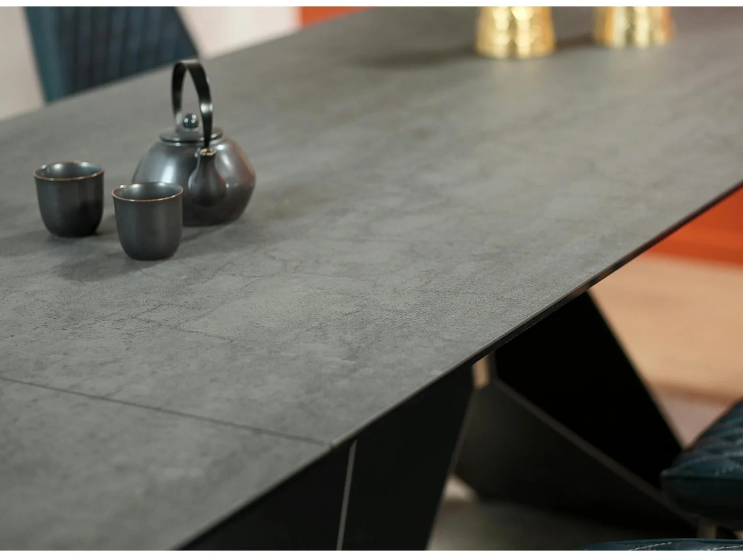 Table à rallonge en céramique grise 180-280 LOMBARDIE