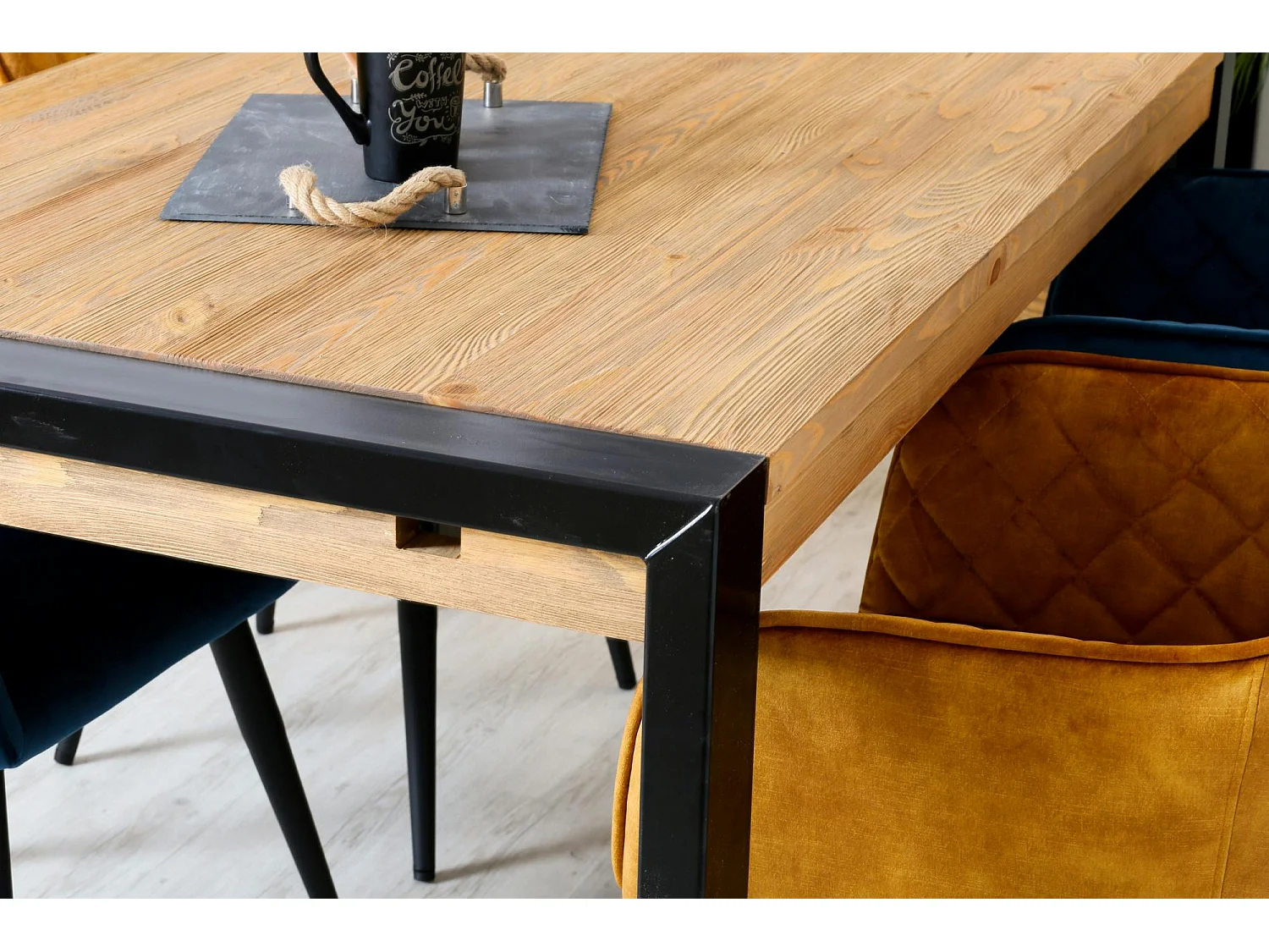 Table à manger rectangulaire bois de pin massif 160 LOUNDGE