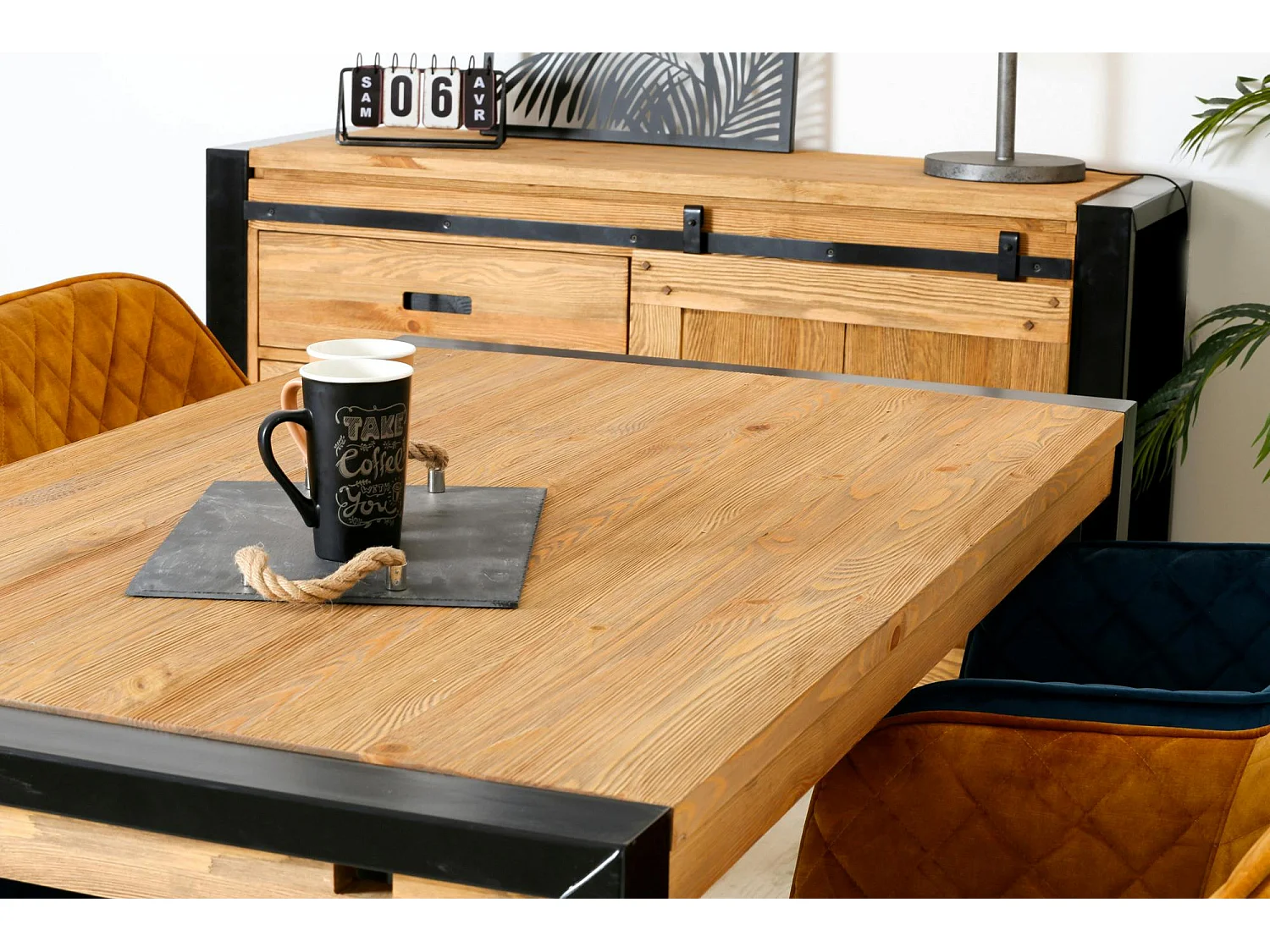 Table à manger rectangulaire bois de pin massif 160 LOUNDGE